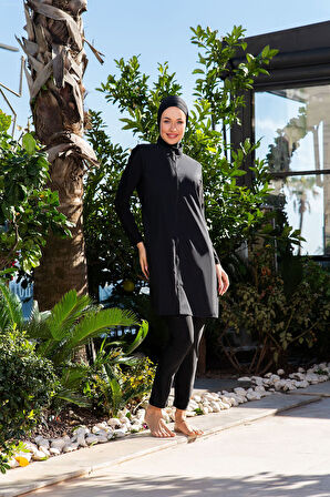 RUKOMAYO SİYAH BALIKÇI YAKA FERMUARLI LYCRA PARAŞÜT ( SU İTİCİ VE ÇABUK KURUYAN ) KUMAŞ TESETTÜR MAYO