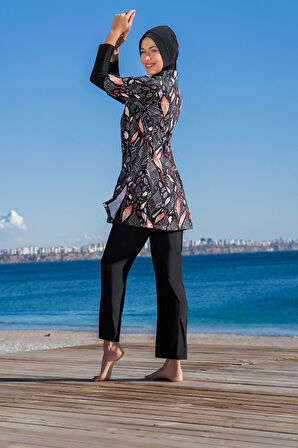 RUKOMAYO SİYAH  DESENLİ YARI FERMUARLI LYCRA PARAŞÜT ( SU İTİCİ VE ÇABUK KURUYAN ) KUMAŞ TESETTÜR MAYO