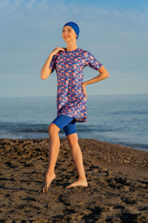 MİRATES MAVİ ÇİÇEK  DESENLİ YARIM KOL MİCRO (ESNEK VE ÇABUK KURUYAN) KUMAŞ YARI TESETTÜR MAYO