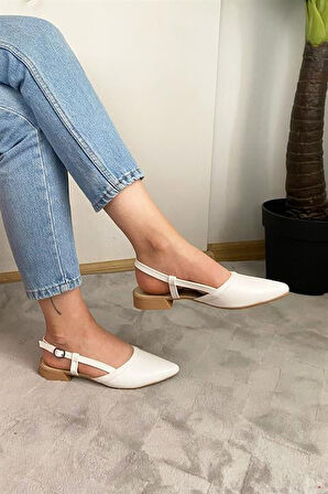 Kadın Beyaz Cilt Arkası Acık Sivri Burun Günlük Babet