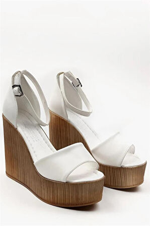 Kadın Beyaz Tek Bant Yüksek Dolgu Taban Ayakkabı