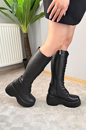 Kadın Bellina Siyah Cilt Bağcık Detaylı Fermuarlı 9 cm Topuklu Platfomlu Çizme