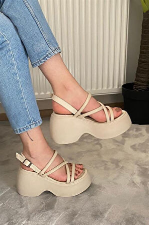Kadın Bej Biyeli Kalın Taban Ortopedik  Sandalet  K-3020