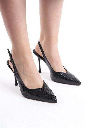 Kadın Soci Siyah Rugan 9 Cm İnce Topuklu Sivri Burunlu Arkası Acık Tasarım Stiletto