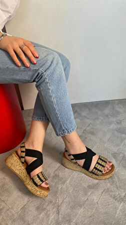 Kadın Siyah Hasır Detaylı Lastilki Kalın Mantar Taban Ortopedik  Sandalet  K-220