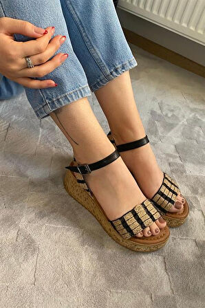 Kadın Siyah Hasır Detay Kalın Mantar Taban Ortopedik  Sandalet  K-230