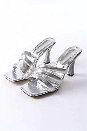 Kadın Gümüş 9 cm Kadeh Topuklu Terlik