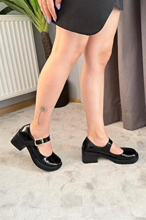 Kadın Sofya Siyah Rugan 6 cm Tek Baretli Topuklu Lofer Ayakkabı