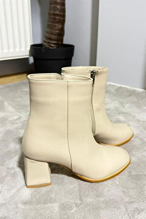 Kadın Marta Bej Cilt Kalın Topuklu Yumurta  Burun Fermuarlı Bot