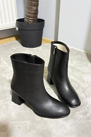 Kadın Marta Siyah Kalın Topuklu Yumurta  Burun Fermuarlı Bot