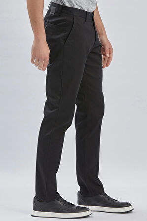 Siyah Desenli Pamuklu Likralı Yan Cepli Comfort Fit Rahat Kesim Casual Pantolon 1003240160