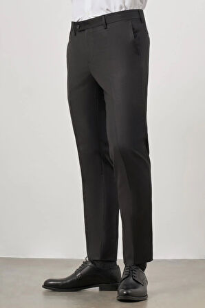 Siyah Düz Bez Ayağı Slim Fit Classic Pantolon 1003245152