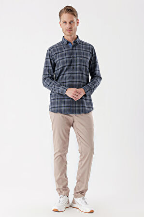 Uzun Kollu Ekoseli Gabardin Sert Yaka Cepli Garnili Casual Comfort Fit Gömlek 1004235109 Koyu Lacivert