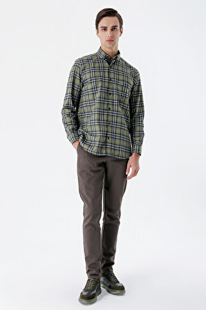 Uzun Kollu Ekoseli Gabardin Sert Yaka Cepli Garnili Casual Comfort Fit Gömlek 1004235109 Koyu Haki