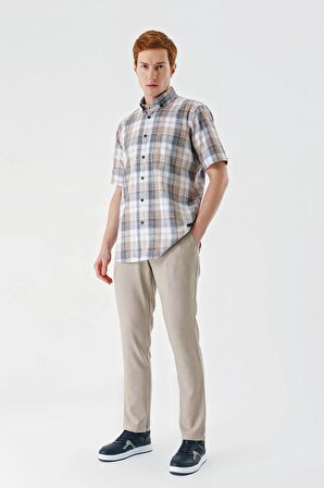 Açık Kahverengi Kısa Kollu Ekoseli Cepli %100 Pamuk Klasik Comfort Fit Rahat Kesim Gömlek 1004240196