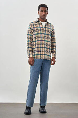 Koyu Bej Yünlü Ekose Desen Yumuşak Yaka Cepsiz Uzun Kol Casual Comfort Fit Gömlek 1004245227