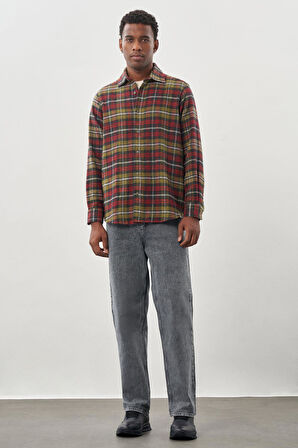 Koyu Yeşil Yünlü Ekose Desen Yumuşak Yaka Cepsiz Uzun Kol Casual Comfort Fit Gömlek 1004245227