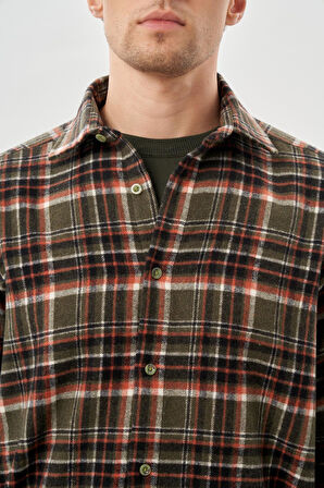 Haki Yünlü Ekose Desen Yumuşak Yaka Cepsiz Uzun Kol Casual Comfort Fit Gömlek 1004245227