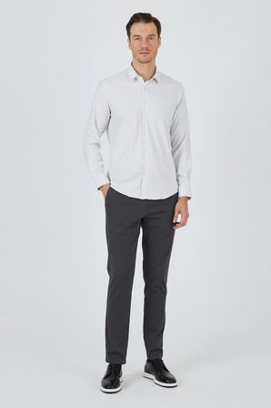 Beyaz Sert Yaka Cepsiz Gabardin Uzun Kol Slim Fit Esnek Gömlek 1004250232