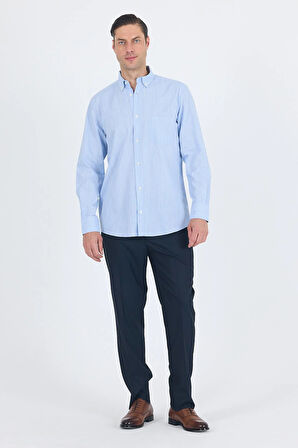 Koyu Mavi Uzun Kol Smart Düğmeli Yaka Cepli  Comfort Fit %100 Pamuk Gömlek 1004250236