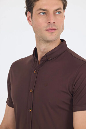 Koyu Kahverengi italyan Düğmeli Yaka Kısa Kol Cepsiz Slim Fit Gömlek 1004250255