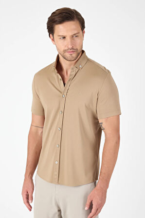 Koyu Bej Kısa Kol Düğmeli Yaka Cepsiz Performans Ürün Slim Fit  Gömlek 1004250256