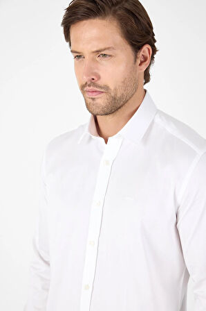 Beyaz Sert Yaka Düz Classic %100 Pamuk Slim Fit Gömlek 1004250324