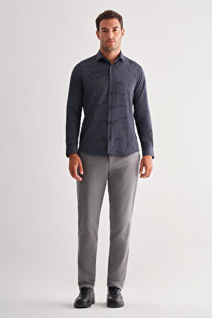 Koyu Lacivert Yarım İtalyan Yaka Uzun Kol Cepsiz  Slimfit Fit Classic Gömlek 1004255162