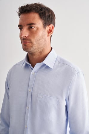 Koyu Mavi Sert Yaka Uzun Kol Cepli Comfort Fit Classic Gömlek 1004255163