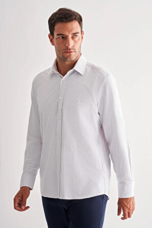 Beyaz Sert Yaka Uzun Kol Cepli Comfort Fit Classic Gömlek 1004255164