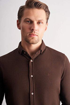 Koyu Kahverengi Smart Düğmeli Yaka Uzun Kol Cepsiz Slim Fit Casual Gömlek 1004255169