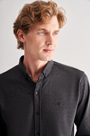 Siyah Smart Düğmeli Yaka Uzun Kol Cepsiz Slim Fit Casual Gömlek 1004255170