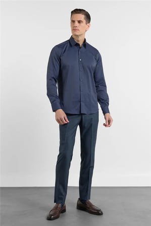 Koyu Lacivert Sert Yaka Uzun Kol Cepsiz Slim Fit Pamuklu Gömlek 1004255228