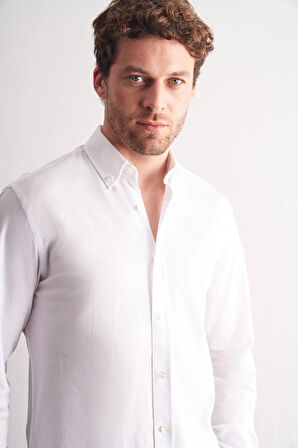 Beyaz Düğmeli Yaka Kendinden Desenli Örme Uzun Kol Performans Ürün Slim Fit %100 Pamuk Gömlek 1004255272