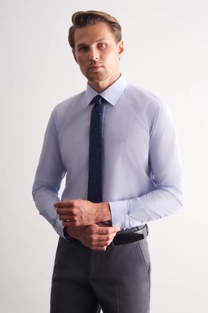 Mavi Uzun Kol Sert Yaka Düz Pamuklu Slim Fit Gömlek 1004260008