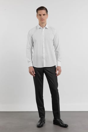 Beyaz Uzun Kol Sert Yaka Düz Pamuklu Slim Fit Gömlek 1004260059