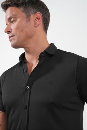 Siyah İtalyan Yaka Kısa Kol Cepsiz Slim Fit Pamuklu Gömlek 1004260158
