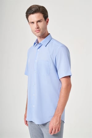 Mavi Sert Yaka Kısa Kol Cepli Comfort Fit Pamuklu Gömlek 1004260180