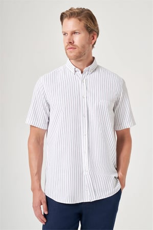 Beyaz-Bordo Düğmeli Yaka Kısa Kol Cepli Oxford Comfort Fit Pamuklu Gömlek 1004260187