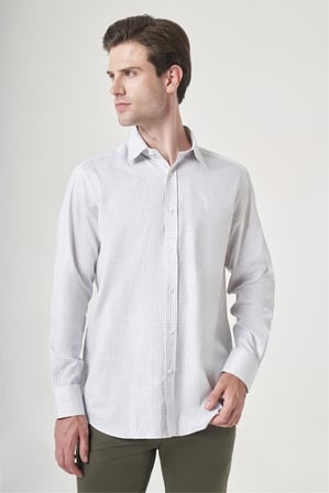 Beyaz-Siyah Sert Yaka Uzun Kol Cepli Kareli Desen Comfort Fit %100 Pamuk Gömlek 1004260220