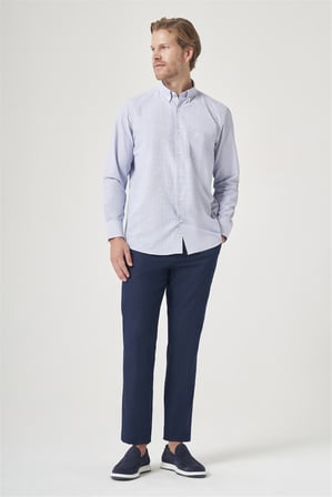 Beyaz-Mavi Düğmeli Yaka Uzun Kol Cepli Kareli Desen Comfort Fit Pamuklu Gömlek 1004260227