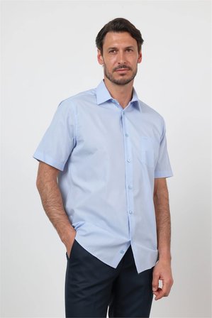 Açık Mavi Sert Yaka Kısa Kol Cepli Comfort Fit Pamuklu Gömlek 1004260258