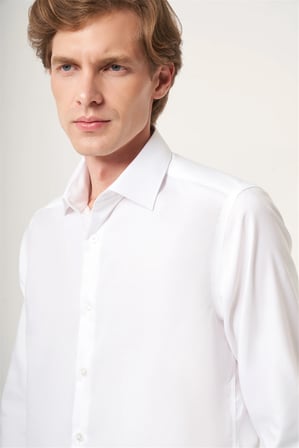 Beyaz İtalyan Yaka Oxford Slim Fit Kolay Ütü Pamuklu Gömlek 1004265270