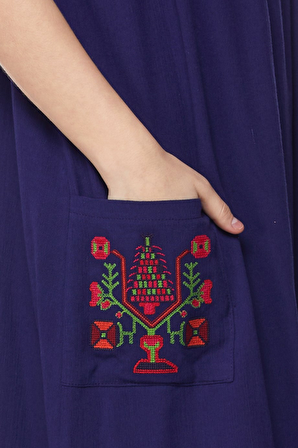 Şile Bezi Mor Kısa Kollu Nakışlı Elbise