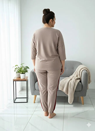 KADIN EŞOFMAN TAKIMI