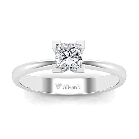 0,50 Karat G Renk Uluslararası Sertifikalı Pırlanta Prenses Yüzük