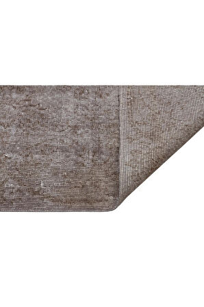 Eski Zamanlardan Kalan Estetiği Taşıyan Nostaljik Zemin Halı 173 x 272 cm 10080