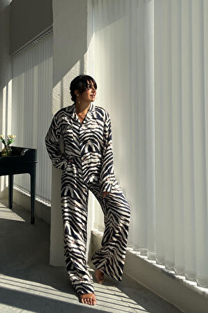 Zebra Desenli Pijama Takımı