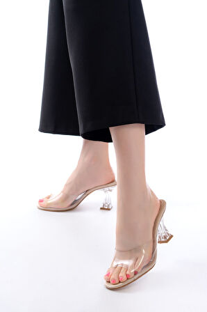 S-619 Bej Rugan Şeffaf Bantlı Şeffaf Topuklu Yuvarlak Burunlu Kadın Terlik