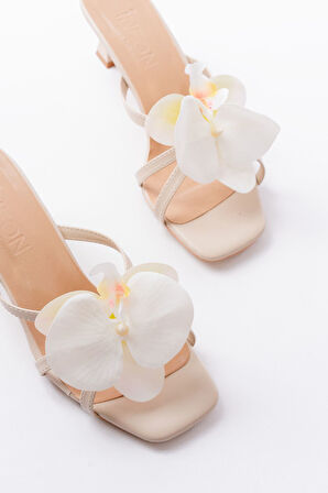 S-622 Bej Orkide Detaylı İnce Topuklu Kadın Terlik  